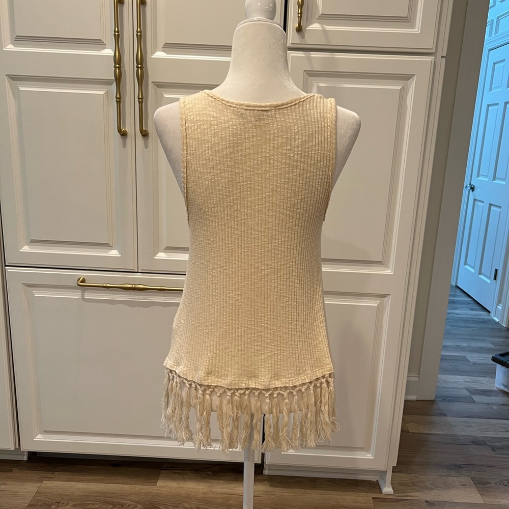 Anthropologie Eri + Ali Boho Ivory Fringe Sleeveless Tank Top - Picture 2 of 6